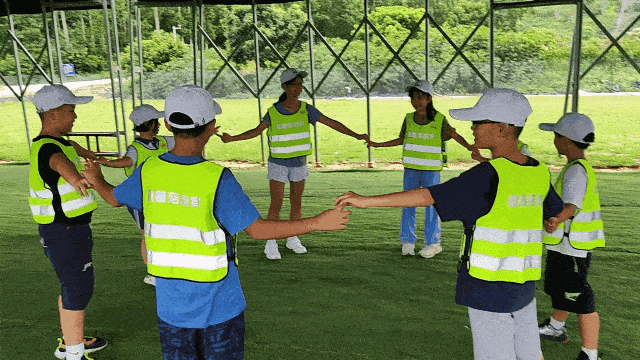 开云体育登录-女足夏令营破冰游戏互动多：女足夏令营破冰游戏多的简单介绍