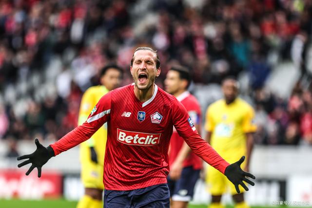 开云体育网页版-包含里昂主场逆转战平雷恩，保持不败纪录的词条