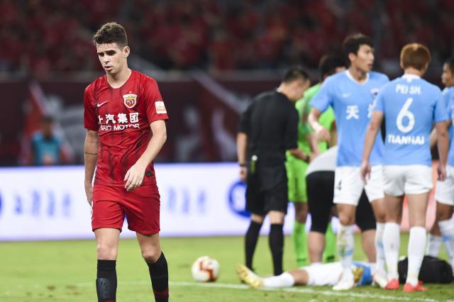 开云体育中国官网-比赛后球员表现遭到批评，夺冠前景蒙阴影的简单介绍