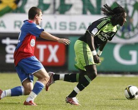 开云体育app下载-多纳雷利进球，圣埃蒂安客场战胜梅斯的简单介绍