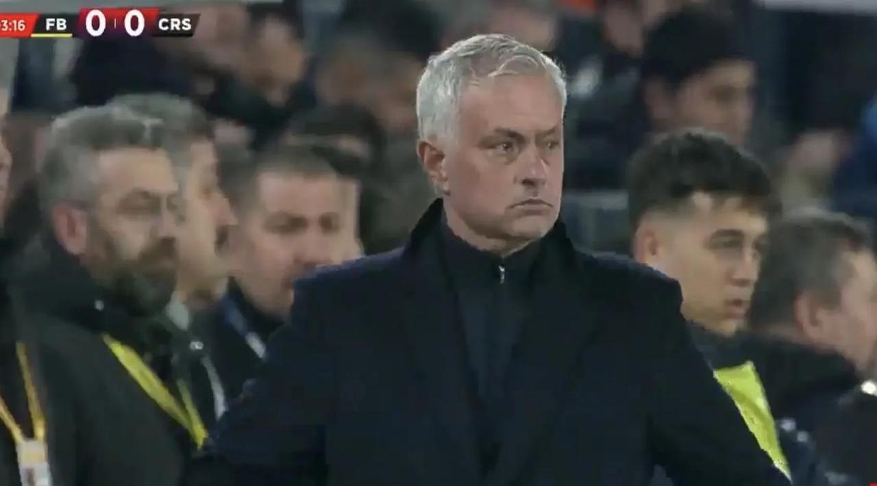 开云体育官网-关于切尔西客场收官，痛失关键三分的信息