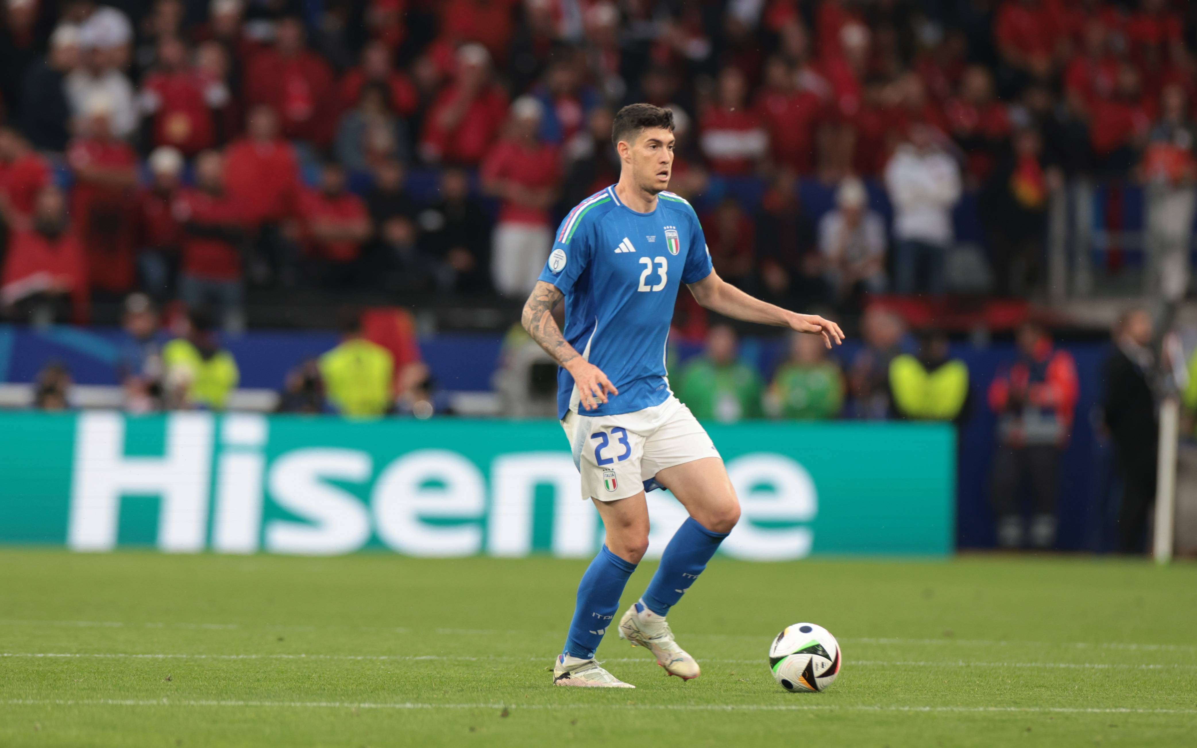 开云体育入口-意大利国家队在比赛中凭借进球击败对手