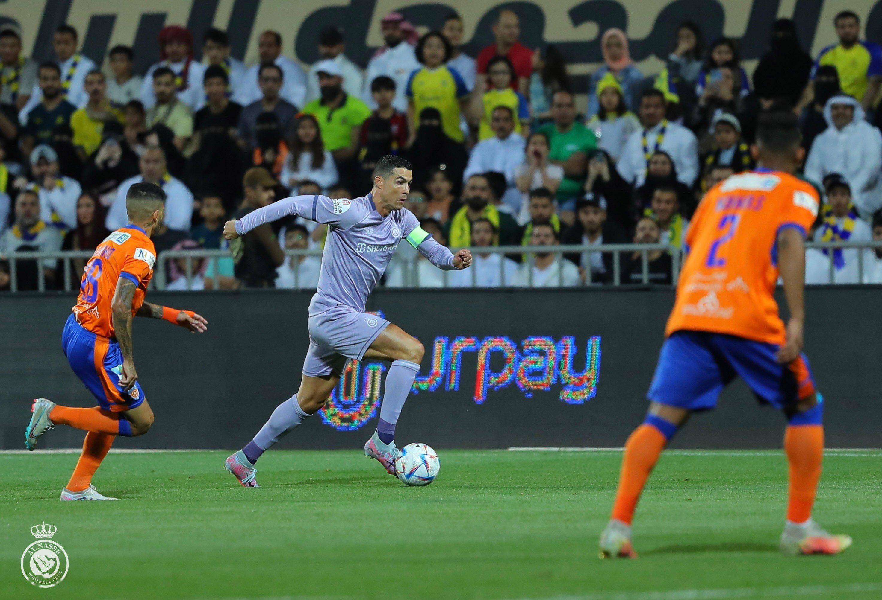 包含智利足球大战届时开始,卫冕冠军全力备战的词条 包含智利足球大战届时开始,卫冕冠军全力备战的词条