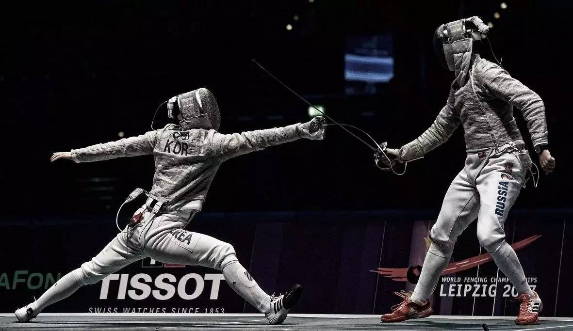 开云体育中国官网-西班牙击剑选手潜力巨大，接过金牌