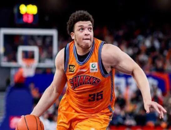 开云体育入口-CBA球队外援意外受伤，备受关注