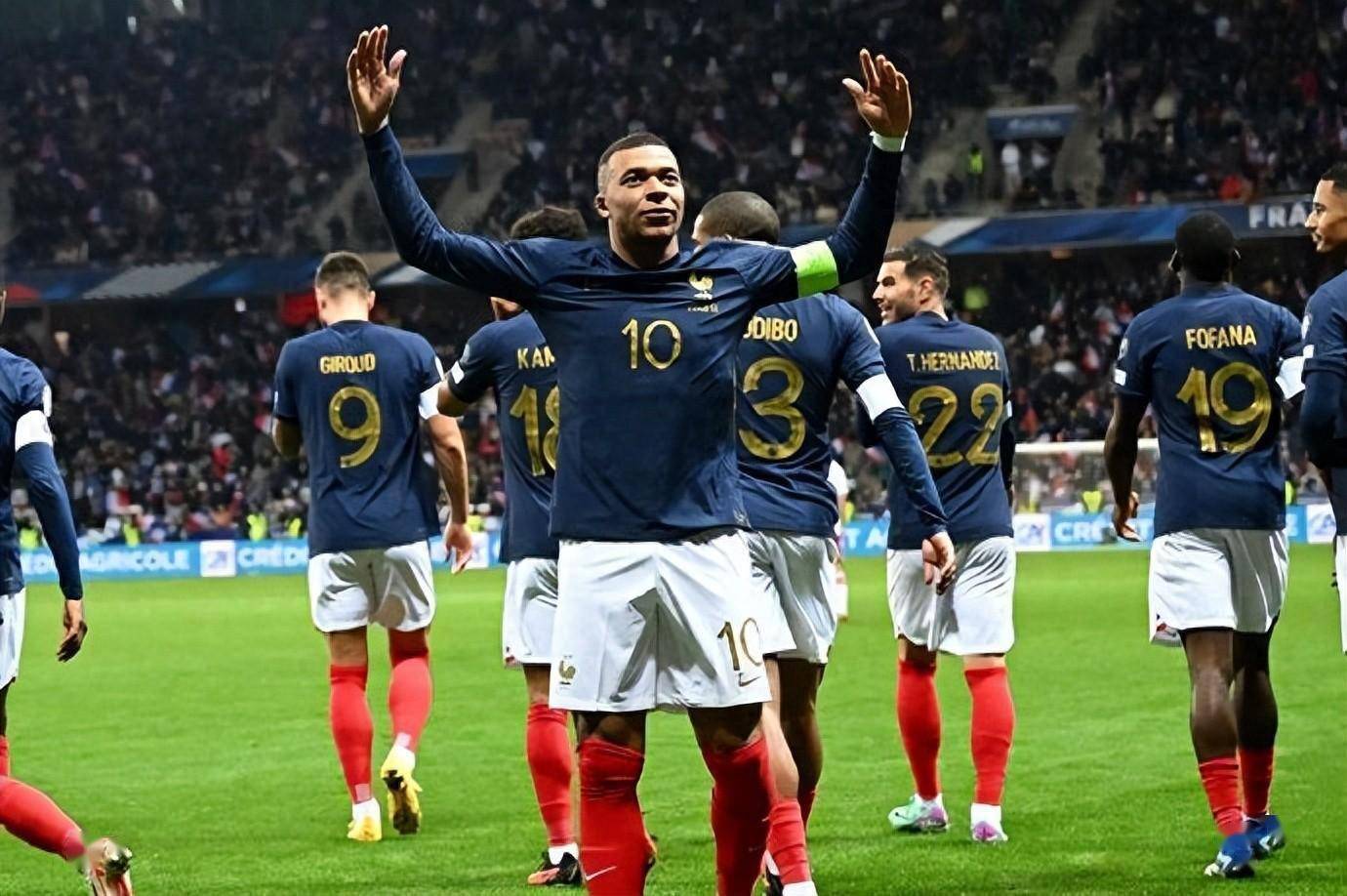 包含欧国联赛考验球队耐力，冲刺阶段精彩纷呈的词条