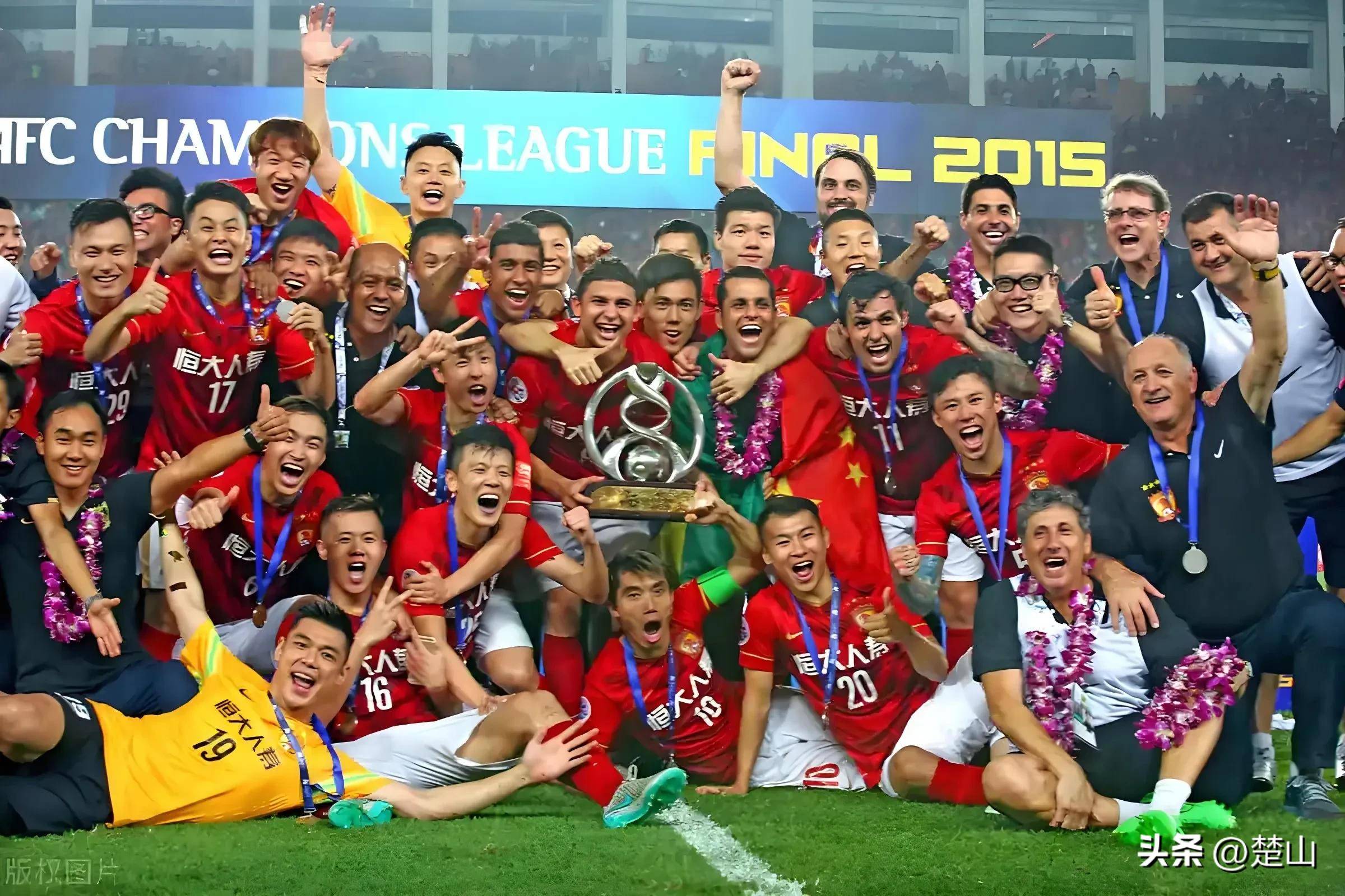 开云体育官方入口-冠军杯赛事吸引球迷热情，体育赛事备受关注的简单介绍