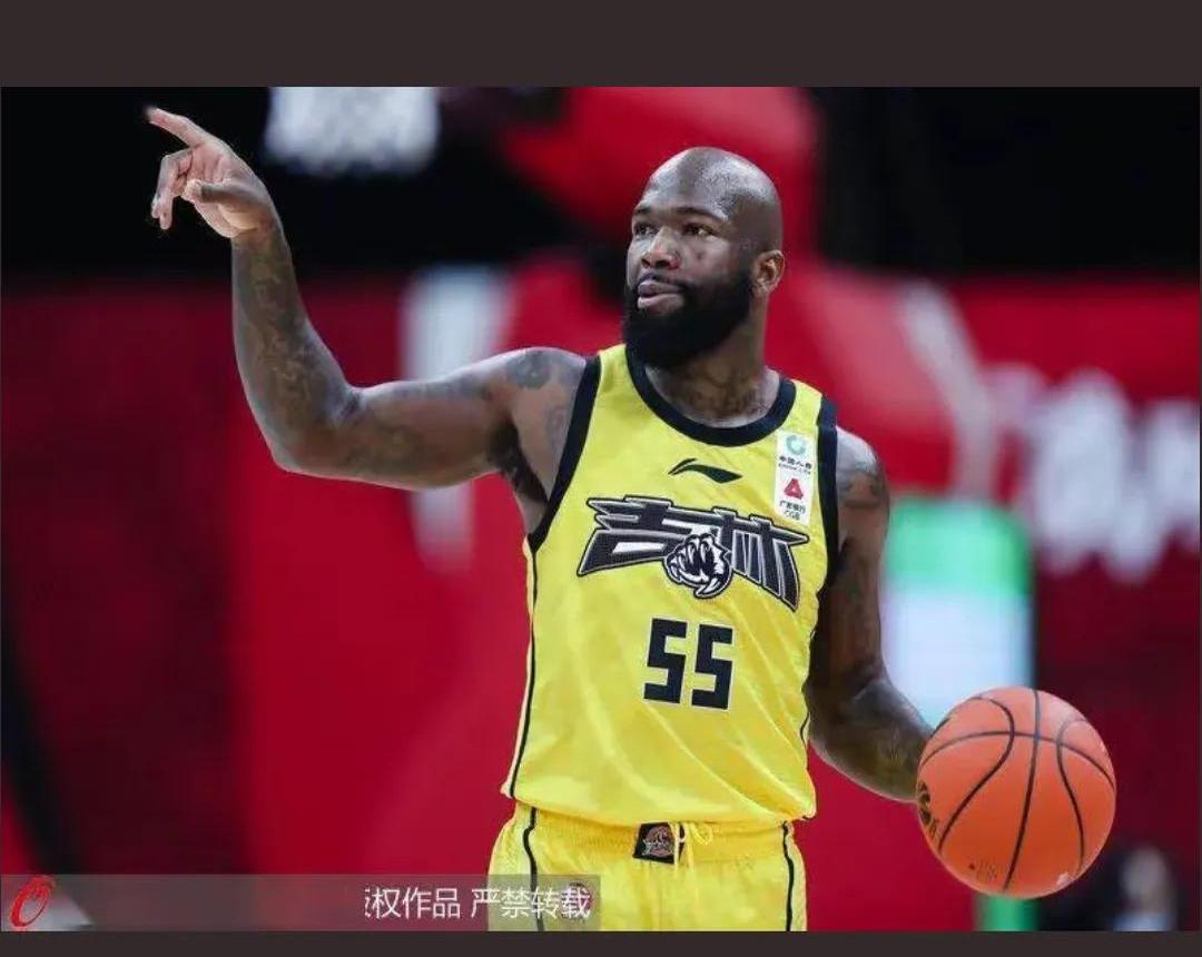 关于吉林队关键球员发挥突出，成功捍卫主场的信息