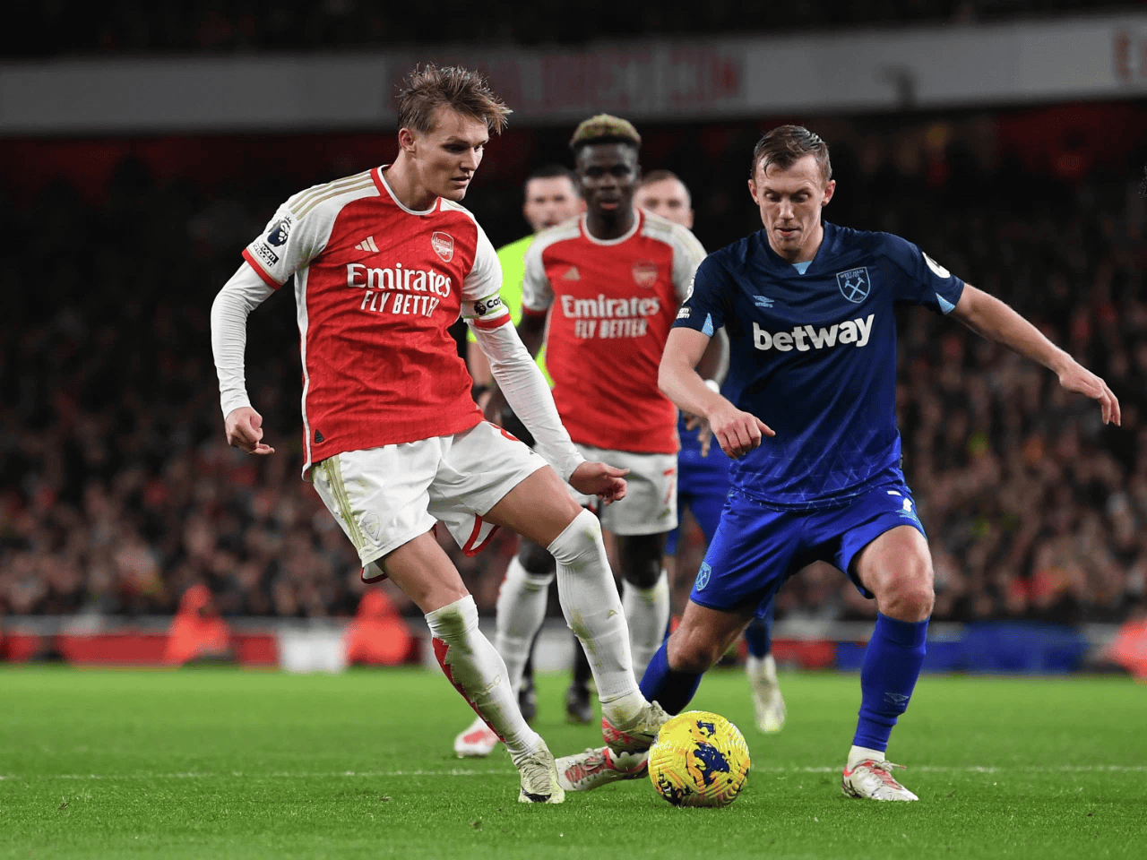 开云体育网页版登录入口-阿森纳客场全取三分，持续追赶前四的简单介绍