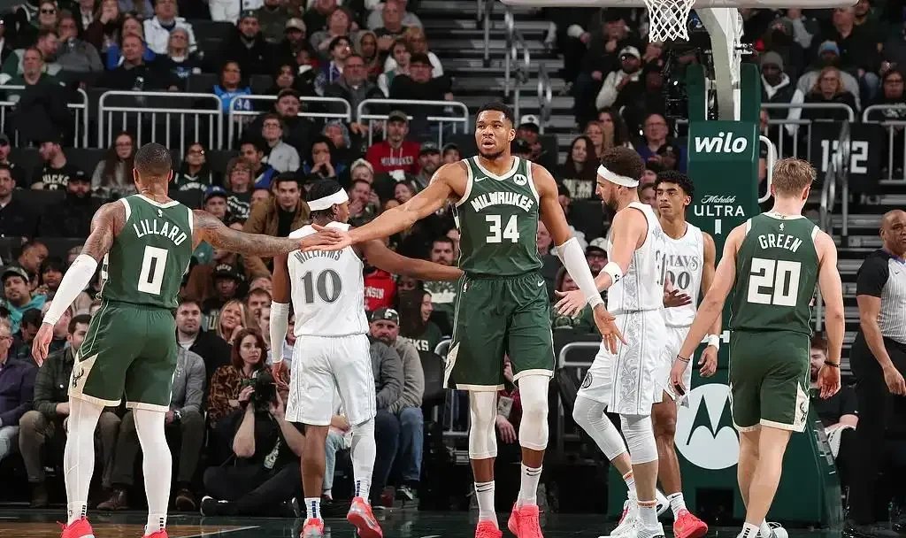 雄鹿双枪表现抢眼，猛龙输球无缘胜利的简单介绍