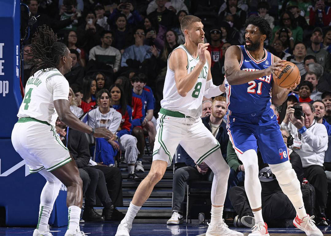 76人再度遭遇糟糕表现,球队处境堪忧 76人再度遭遇糟糕表现,球队处境堪忧