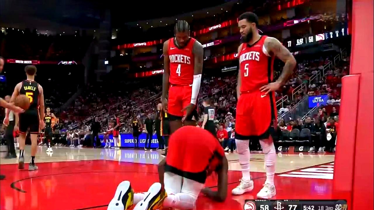 开云体育中国官网-老鹰队球员膝伤恢复速度逐渐加快的简单介绍