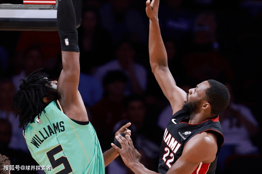 热火主场击败黄蜂赢得比赛 热火主场击败黄蜂赢得比赛