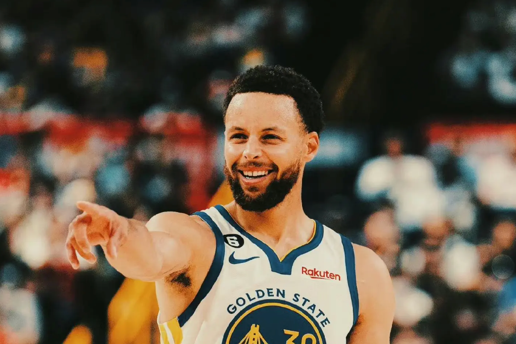 勇士力克太阳，迈向七连胜的简单介绍