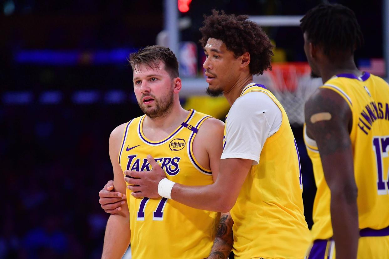 雄鹿大胜湖人，取得五连胜