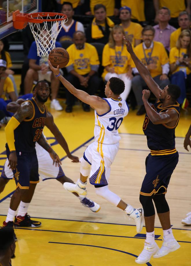 开云体育网页版-关于勇士队连续击败对手，卫冕冠军气势如虹的信息